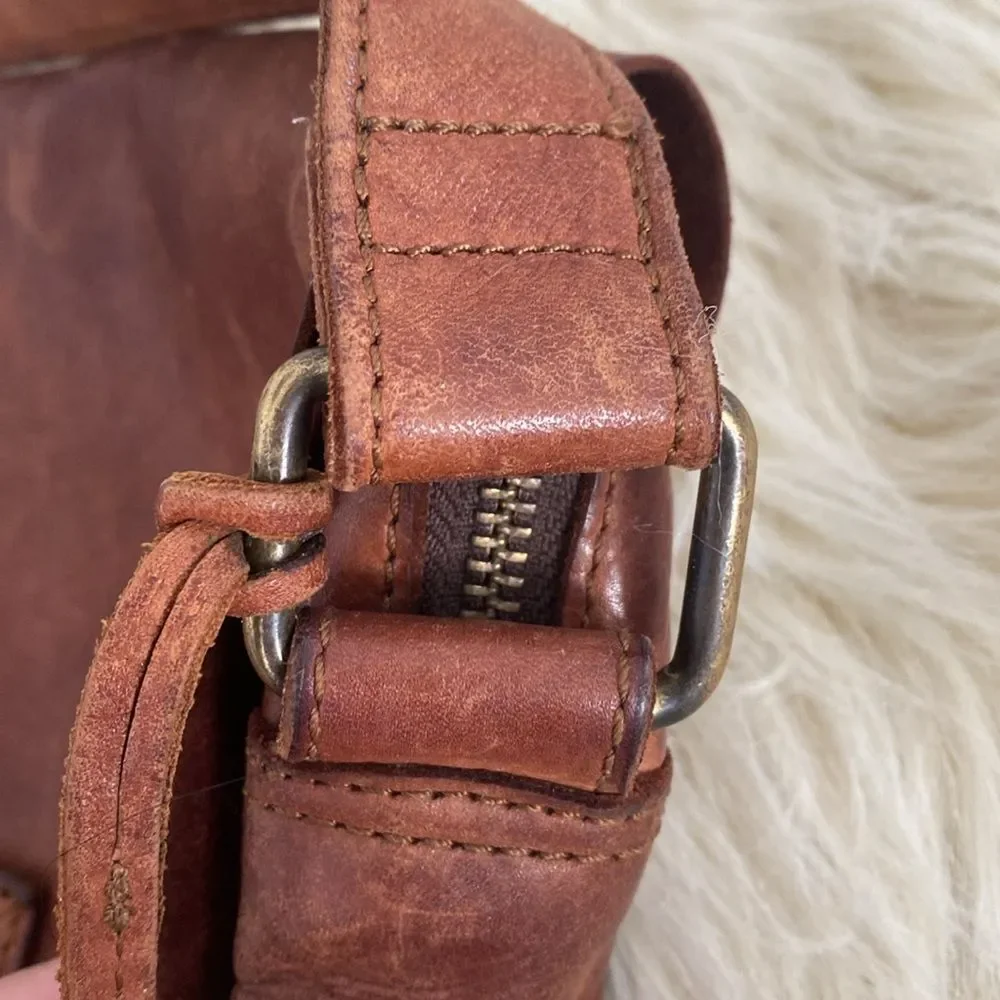 Harbour 2nd: Brown Leather Crossbody Mailer Bag Adjustable Strap Coastal